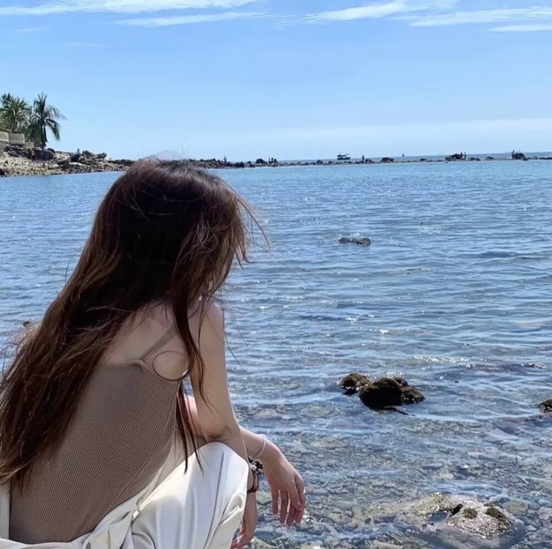 隐形女人 封面